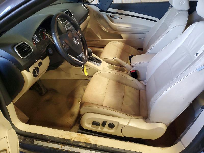 Photo 7 from auction – 2013 VOLKSWAGEN EOS with VIN WVWFW8AH3DV007352