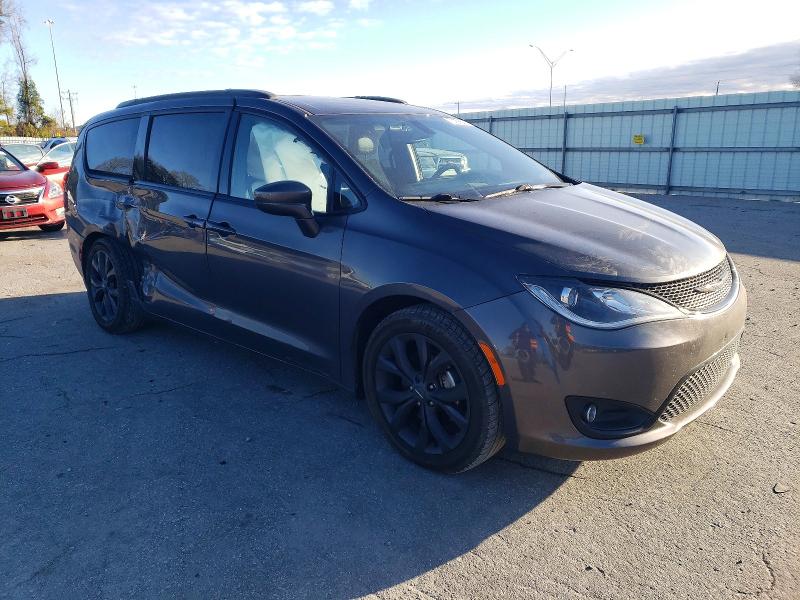 Photo 4 from auction – 2020 CHRYSLER PACIFICA with VIN 2C4RC1BG1LR233054