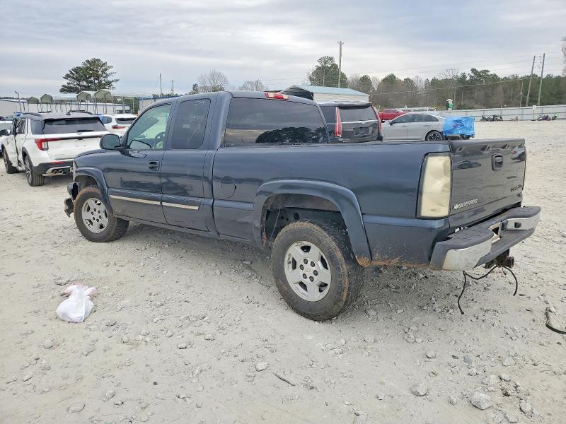 Photo 2 from auction – 2004 CHEVROLET SILVERADO with VIN 2GCEK19T741145419