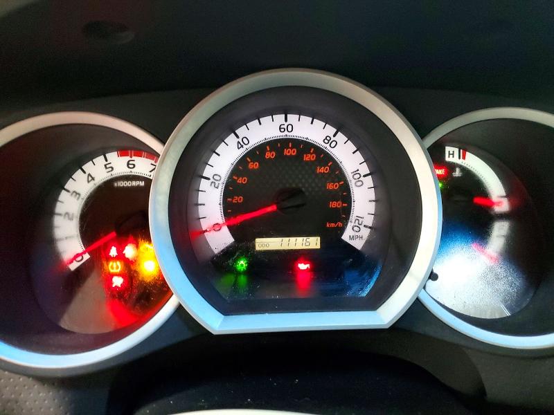 Photo 9 from auction – 2015 TOYOTA TACOMA ACC with VIN 5TFUU4EN3FX135409