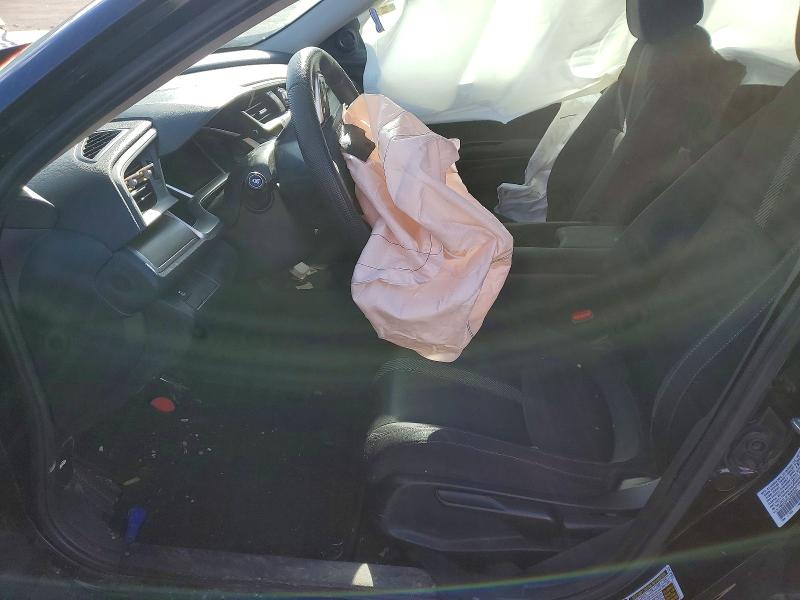 Photo 7 from auction – 2018 HONDA CIVIC with VIN 19XFC2F74JE032251