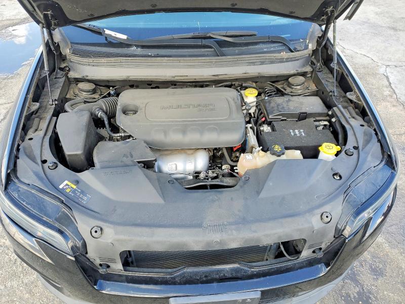 Photo 12 from auction – 2020 JEEP CHEROKEE L with VIN 1C4PJLLB0LD542710