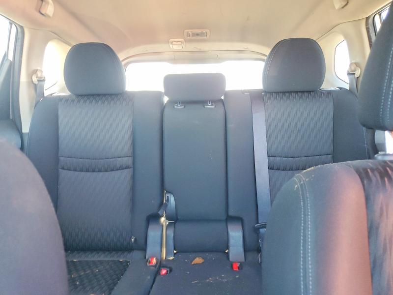 Photo 10 from auction – 2017 NISSAN ROGUE S with VIN KNMAT2MT0HP511531