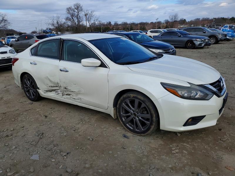 Photo 4 from auction – 2018 NISSAN ALTIMA with VIN 1N4AL3AP3JC175051