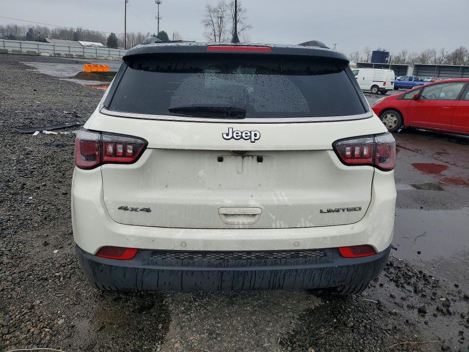 Photo 6 from auction – 2017 JEEP COMPASS with VIN 3C4NJDCB1HT607188