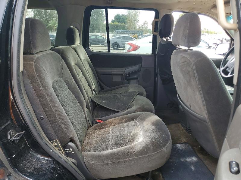Photo 11 from auction – 2002 FORD EXPLORER with VIN 1FMZU73E42ZC34115