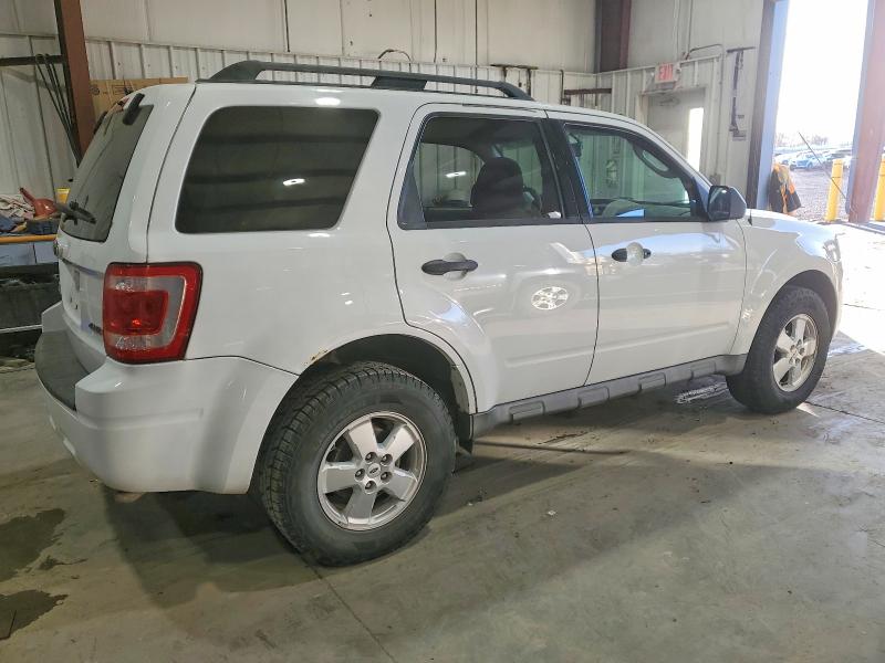 Photo 3 from auction – 2009 FORD ESCAPE XLT with VIN 1FMCU93GX9KC35050