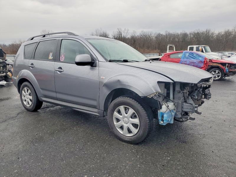 Photo 4 from auction – 2013 MITSUBISHI OUTLANDER with VIN JA4AS2AWXDU001842