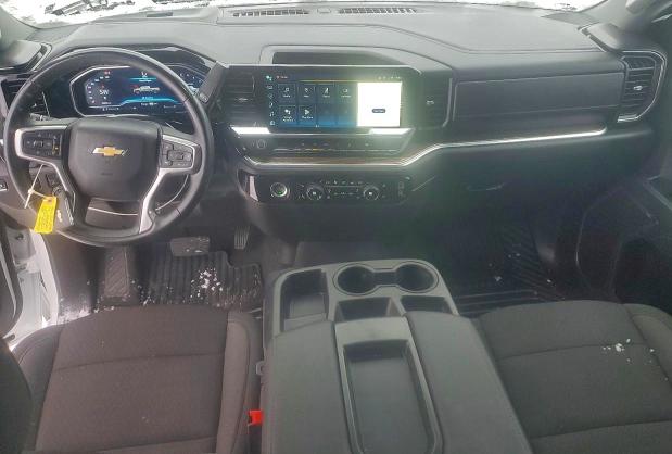 Photo 8 from auction – 2024 CHEVROLET SILVERADO with VIN 1GCRDDED6RZ330331