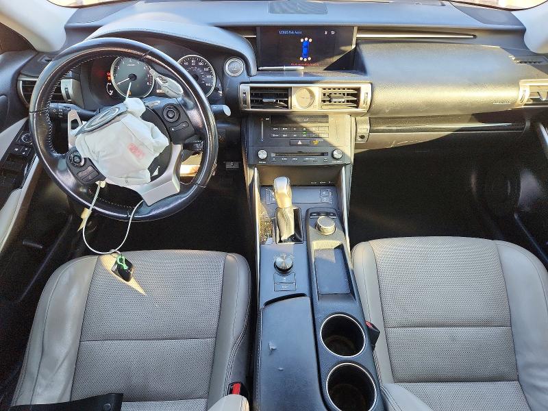 Photo 8 from auction – 2016 LEXUS IS 200T with VIN JTHBA1D21G5013245