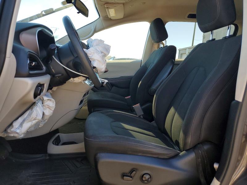 Photo 7 from auction – 2018 CHRYSLER PACIFICA L with VIN 2C4RC1CG7JR273019