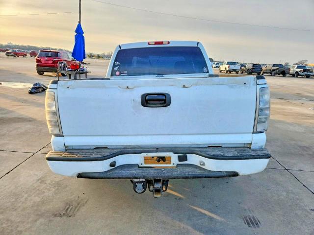 Foto 6 de la subasta – 2004 CHEVROLET SILVERADO con VIN 2GCEK13T041334700