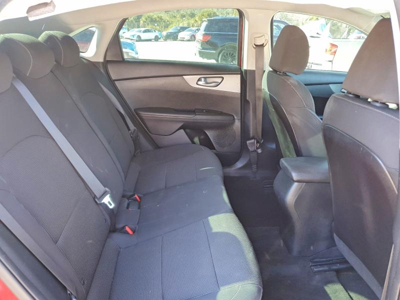 Photo 10 from auction – 2019 KIA FORTE FE with VIN 3KPF24AD4KE014345
