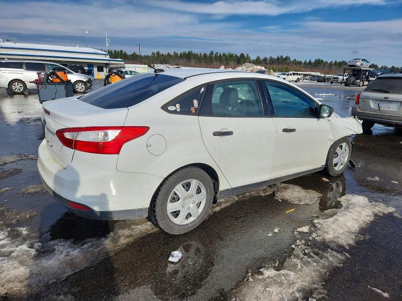 Photo 3 from auction – 2012 FORD FOCUS S with VIN 1FAHP3E27CL355301