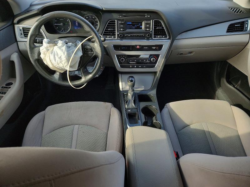 Photo 8 from auction – 2015 HYUNDAI SONATA SE with VIN 5NPE24AF3FH141876