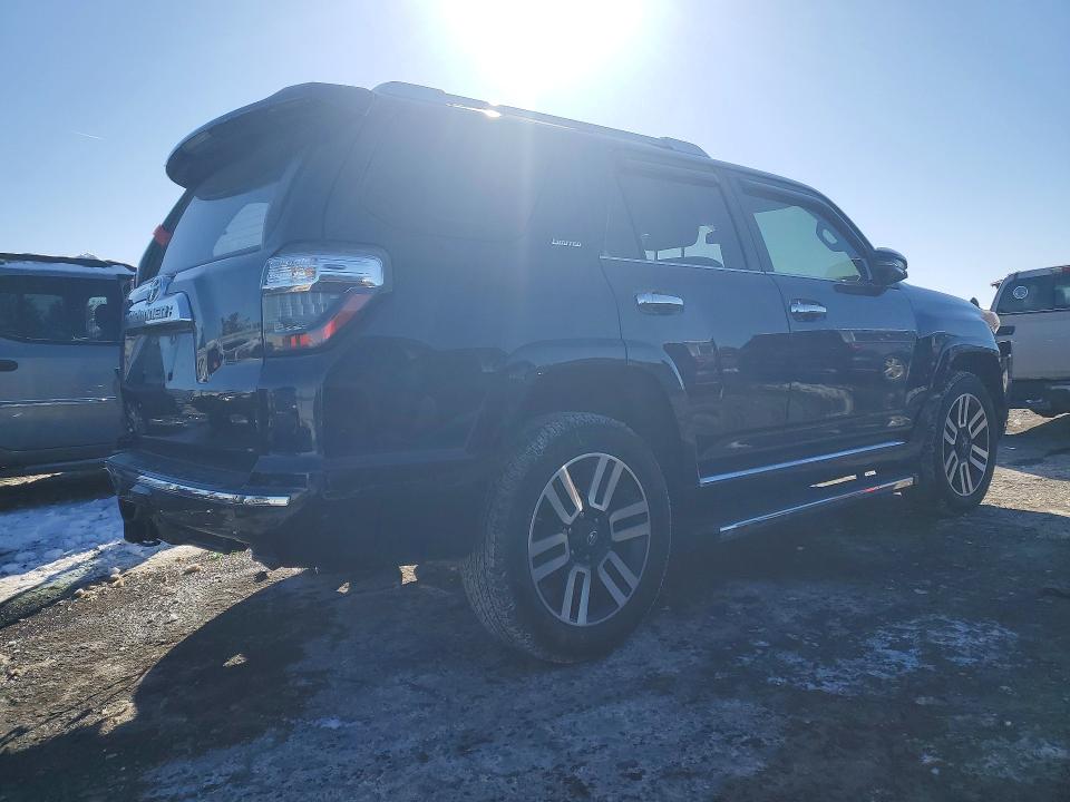 Photo 3 from auction – 2019 TOYOTA 4RUNNER SR with VIN JTEBU5JR1K5713160