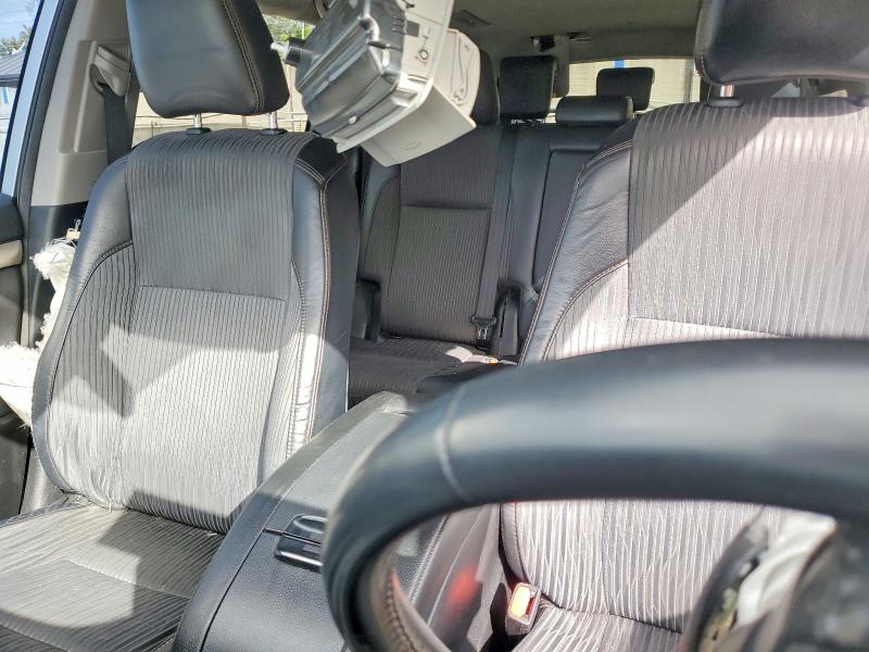 Photo 10 from auction – 2018 TOYOTA HIGHLANDER with VIN 5TDZZRFHXJS284122