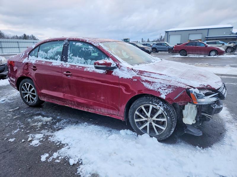 Photo 4 from auction – 2017 VOLKSWAGEN JETTA with VIN 3VWDB7AJ2HM296060