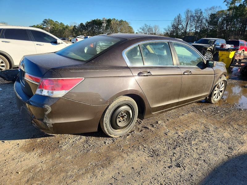 Photo 3 from auction – 2011 HONDA ACCORD EXL with VIN 1HGCP2F83BA077137