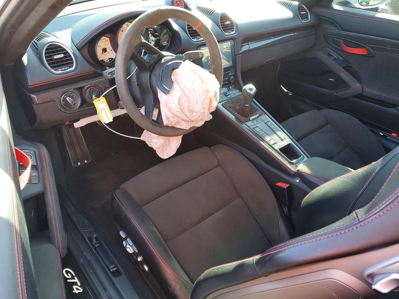 Photo 8 from auction – 2021 PORSCHE CAYMAN GT4 with VIN WP0AC2A80MK289354