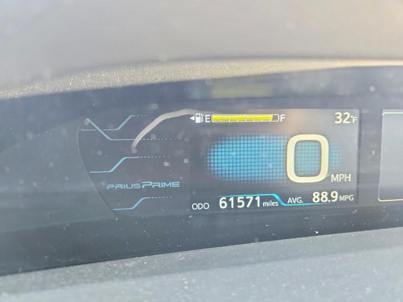 Photo 9 from auction – 2017 TOYOTA PRIUS PRIM with VIN JTDKARFP2H3006049