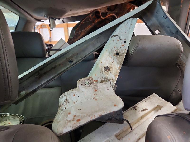 Photo 10 from auction – 2004 SUBARU FORESTER with VIN JF1SG65654H724526