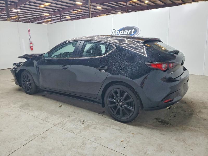 Foto 2 de la subasta – 2024 MAZDA 3 SELECT S con VIN JM1BPAKM3R1722337