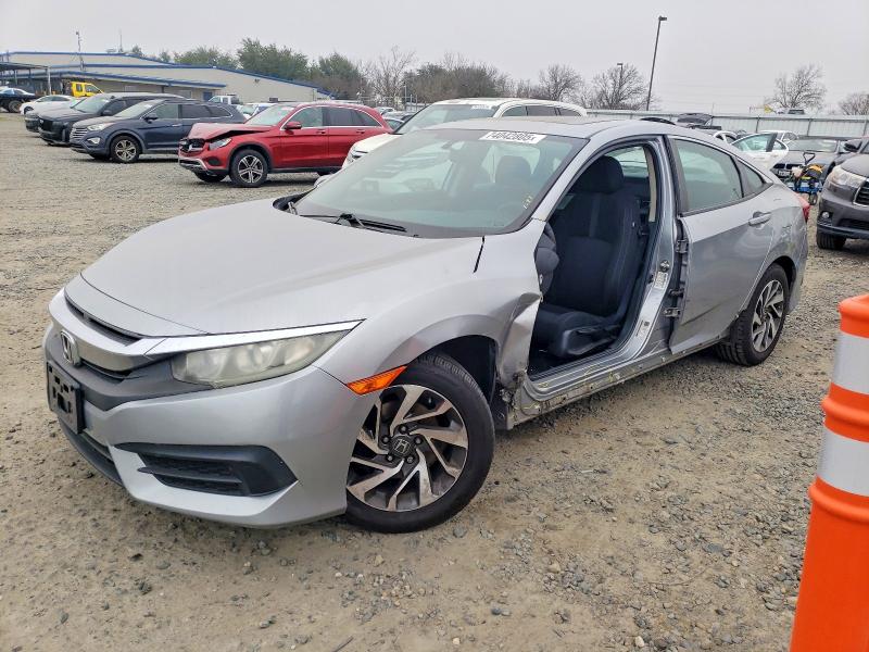 HONDA CIVIC 2016 with VIN 19XFC2F78GE227195 - Photo from auction