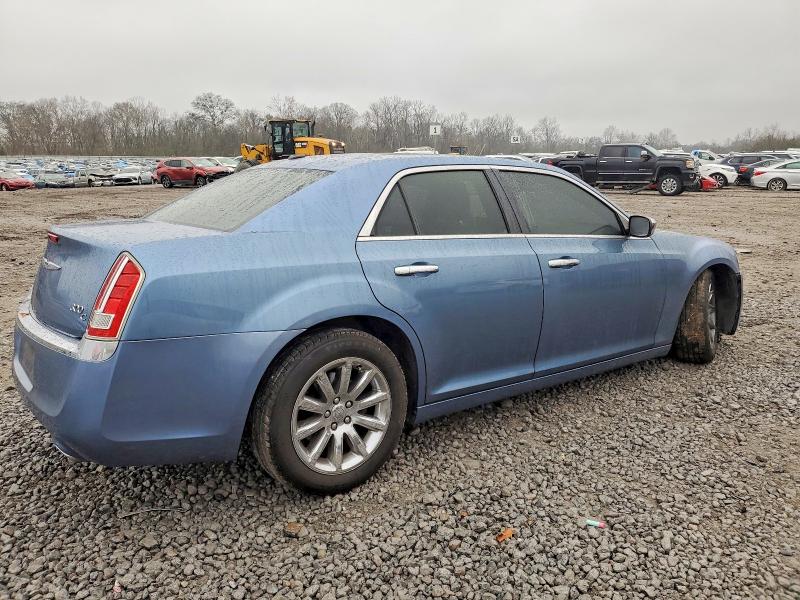 Photo 3 from auction – 2011 CHRYSLER 300C with VIN 2C3CA6CT2BH579918