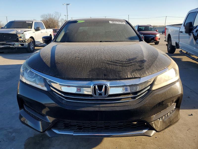 Photo 5 from auction – 2017 HONDA ACCORD with VIN 1HGCR2F32HA228296