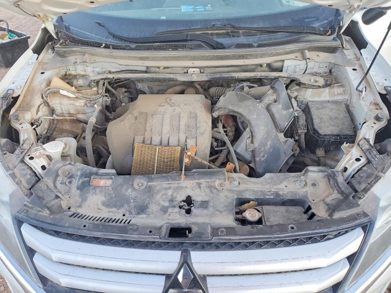 Photo 11 from auction – 2019 MITSUBISHI ECLIPSE CR with VIN JA4AT3AA6KZ036840