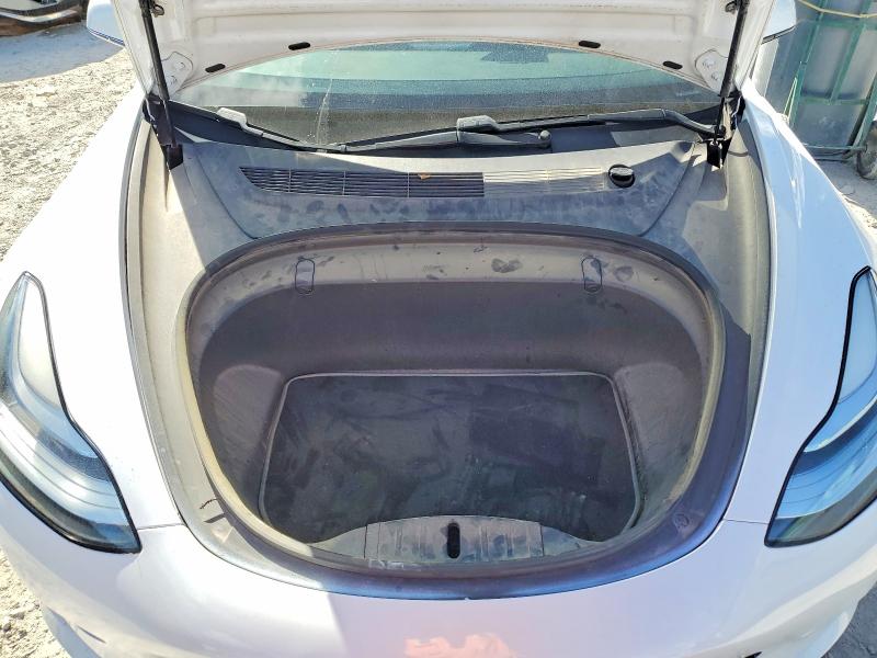 Photo 11 from auction – 2019 TESLA MODEL 3 with VIN 5YJ3E1EB6KF433356