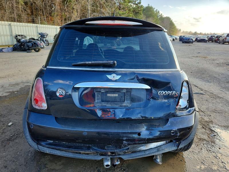 Photo 6 from auction – 2006 MINI COOPER S with VIN WMWRE33506TJ34240