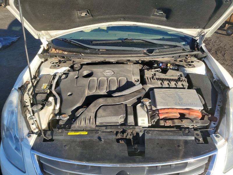 Photo 11 from auction – 2011 NISSAN ALTIMA HYB with VIN 1N4CL2AP1BC185498