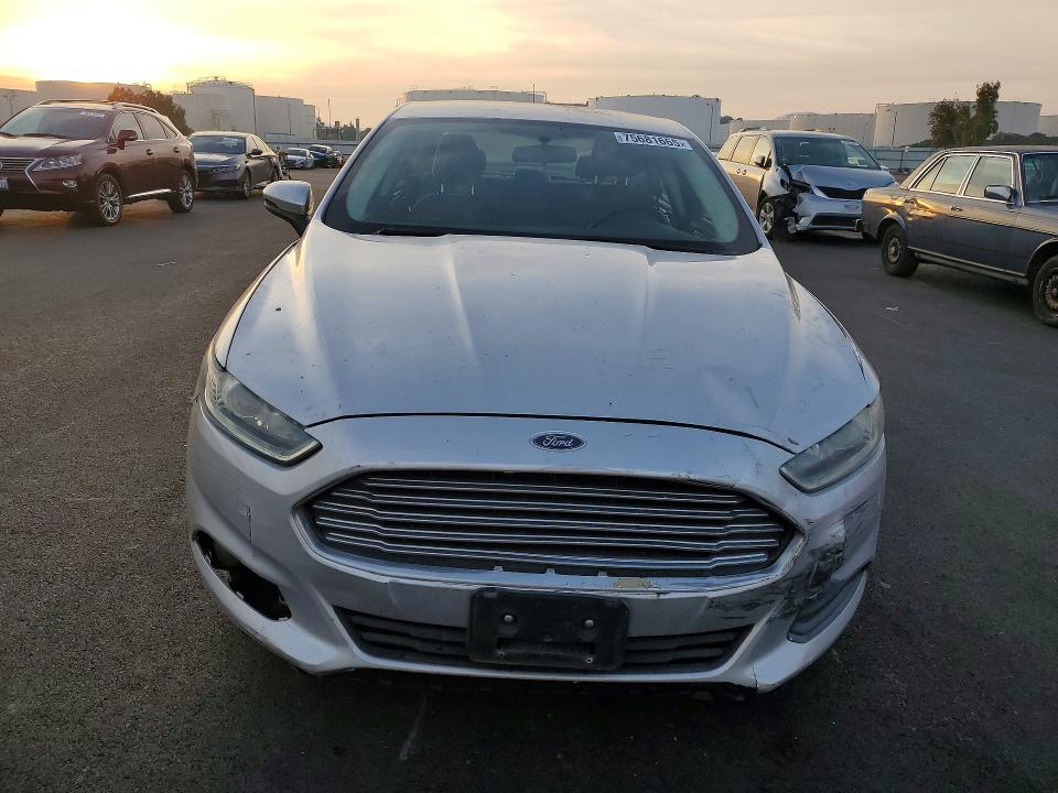 Photo 5 from auction – 2014 FORD FUSION with VIN 3FA6P0UU7ER131135