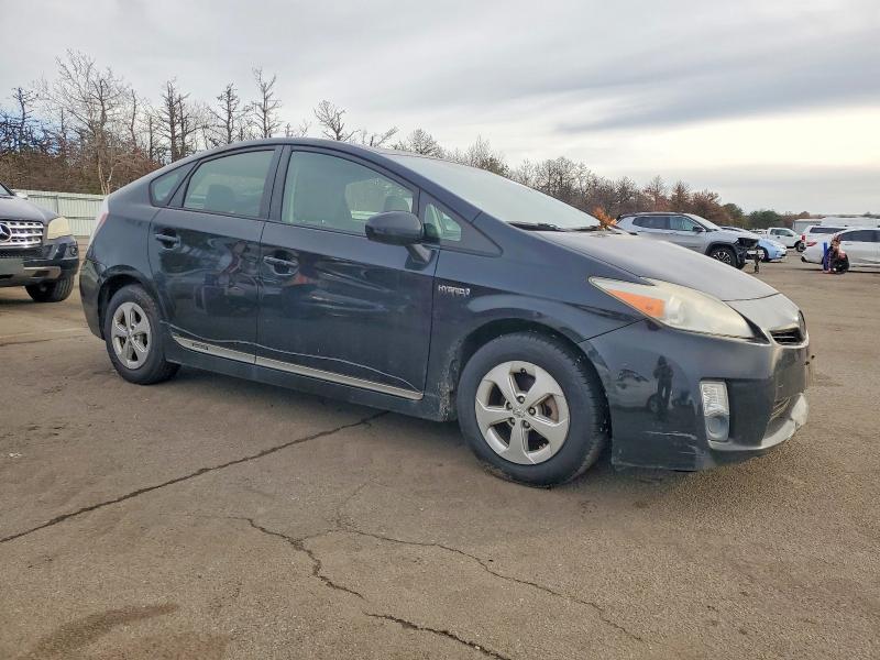 Photo 4 from auction – 2011 TOYOTA PRIUS with VIN JTDKN3DU5B1361567