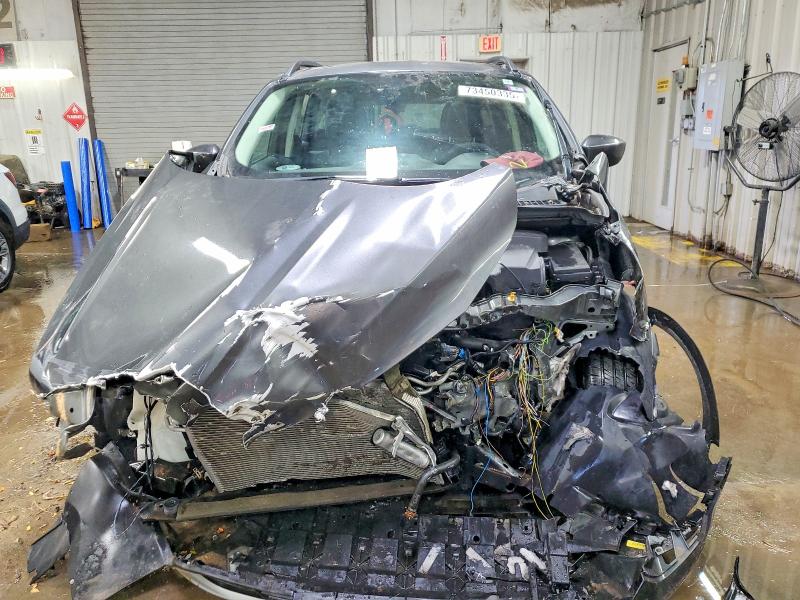 Photo 5 from auction – 2019 FORD ESCAPE SEL with VIN 1FMCU9HD0KUB22149