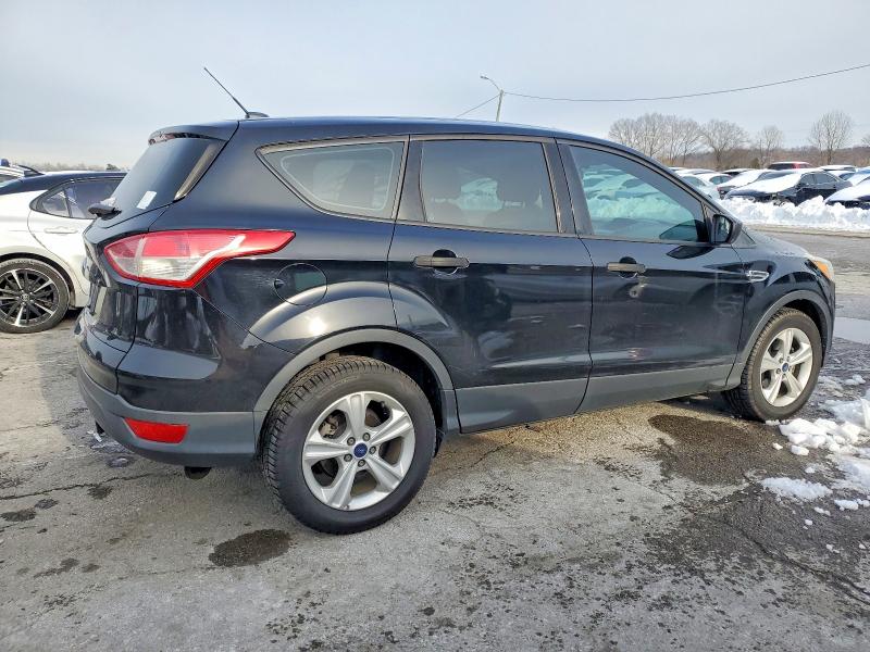 Photo 3 from auction – 2016 FORD ESCAPE S with VIN 1FMCU0F70GUA63782