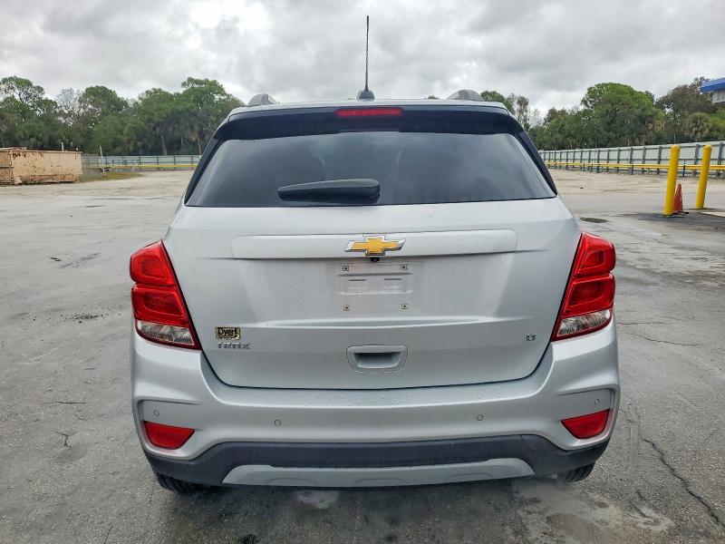Photo 6 from auction – 2020 CHEVROLET TRAX 1LT with VIN KL7CJLSB1LB321027