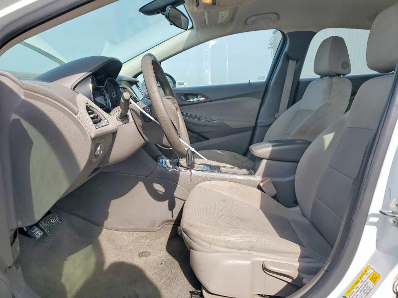 Photo 7 from auction – 2017 CHEVROLET CRUZE with VIN 1G1BE5SM5H7238557