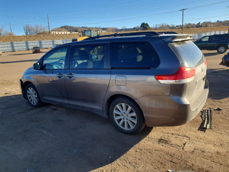 Photo 2 from auction – 2012 TOYOTA SIENNA LE with VIN 5TDJK3DCXCS047672