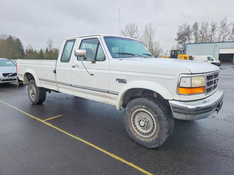 Photo 4 from auction – 1994 FORD F250 with VIN 1FTHX26G1RKC08047