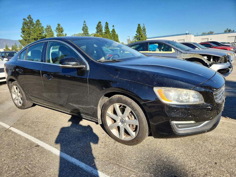 Photo 4 from auction – 2016 VOLVO S60 PREMIE with VIN YV1612TK9G2390993