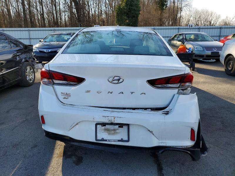Photo 6 from auction – 2019 HYUNDAI SONATA with VIN 5NPE24AF1KH787900
