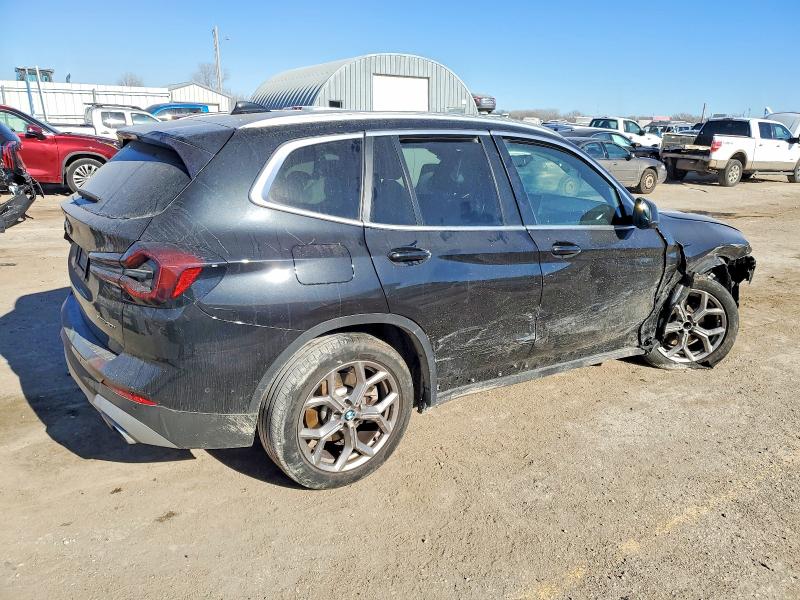 Photo 3 from auction – 2023 BMW X3 XDRIVE3 with VIN 5UX53DP02P9S00120