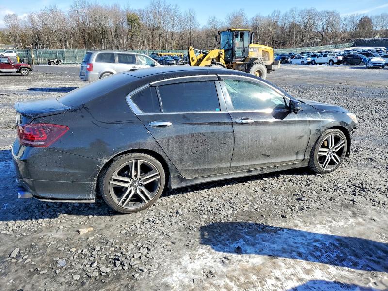 Photo 3 from auction – 2015 HONDA ACCORD EXL with VIN 1HGCR2F82FA144665