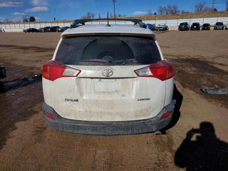 Photo 6 from auction – 2015 TOYOTA RAV4 with VIN 2T3YFREV8FW180570