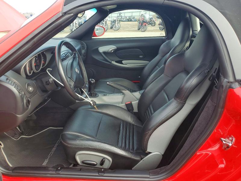 Photo 7 from auction – 2000 PORSCHE BOXSTER with VIN WP0CA2985YU628171