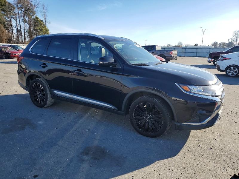 Photo 4 from auction – 2019 MITSUBISHI OUTLANDER with VIN JA4AD3A33KZ036213