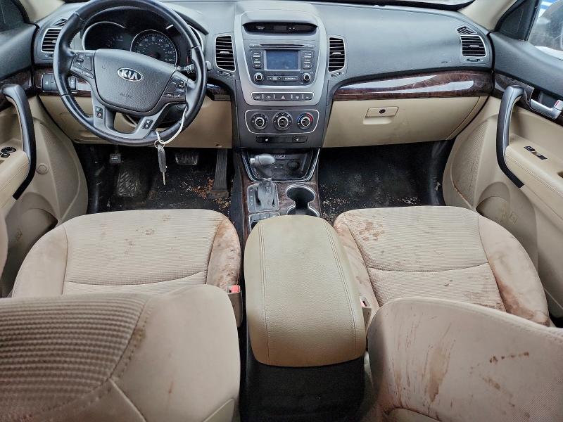 Photo 8 from auction – 2014 KIA SORENTO LX with VIN 5XYKT4A66EG433205